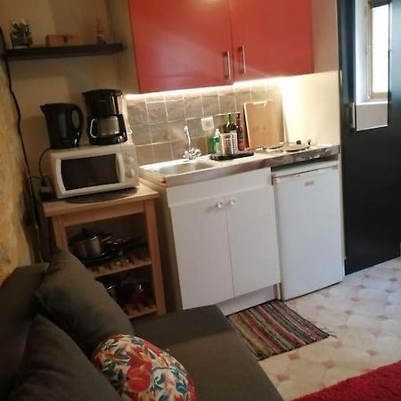 Apartamento Petit Studio Au Coeur D'Uzès Exterior foto